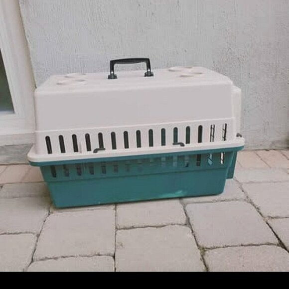 REMINGTON Medium Dog/Pet Crate- Kennel - Picture 4 of 10